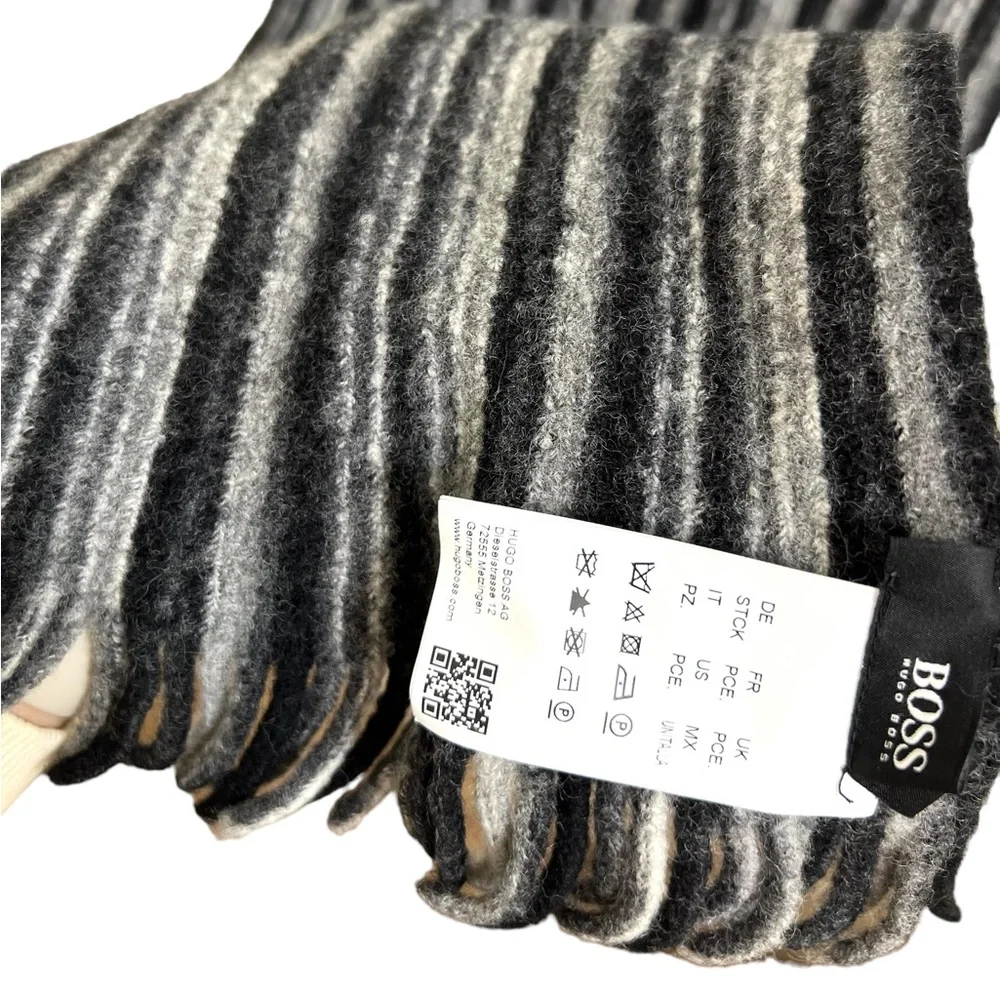 Hugo Boss scarf